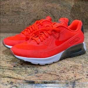 NIKE AIR MAX 90 ULTRA ESSENTIAL (W)